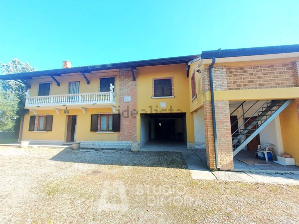 casa indipendente in vendita a Noventa di Piave in zona Santa Teresina