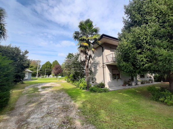 casa indipendente in vendita a Noventa di Piave in zona Romanziol