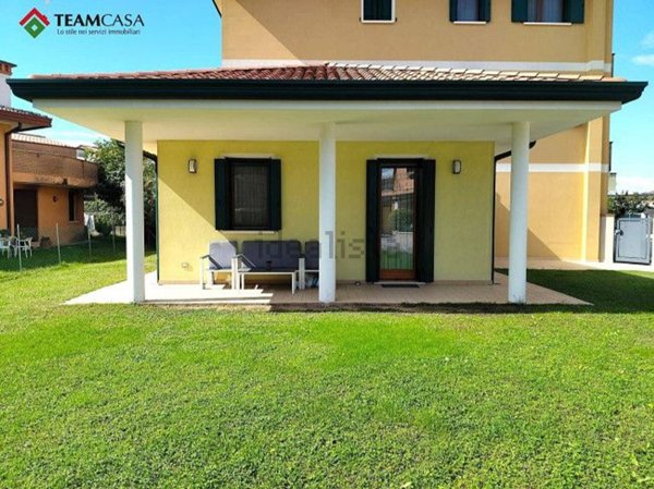 appartamento in vendita a Noventa di Piave in zona Ca' Memo