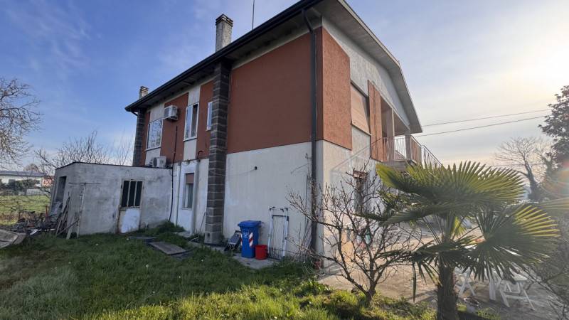 casa indipendente in vendita a Pianiga in zona Mellaredo