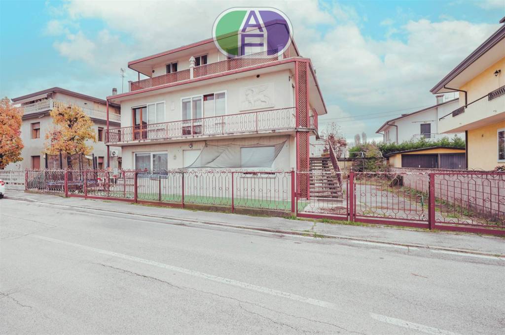 casa indipendente in vendita a Pianiga in zona Mellaredo