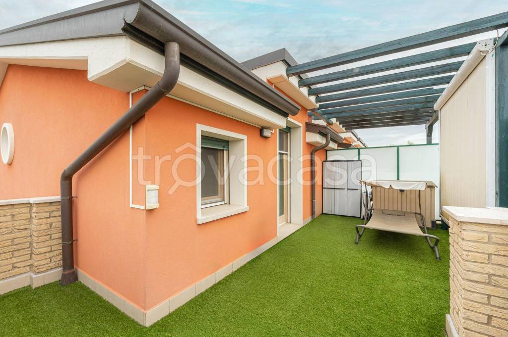 appartamento in vendita a Pianiga in zona Mellaredo