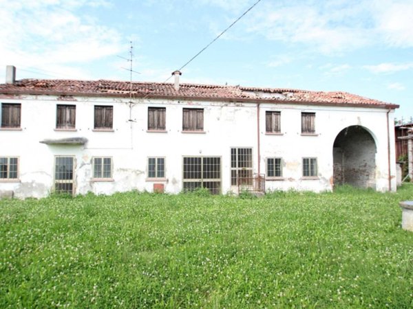 terreno edificabile in vendita a Pianiga in zona Mellaredo