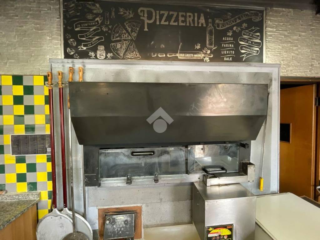 negozio in vendita a Pianiga in zona Mellaredo
