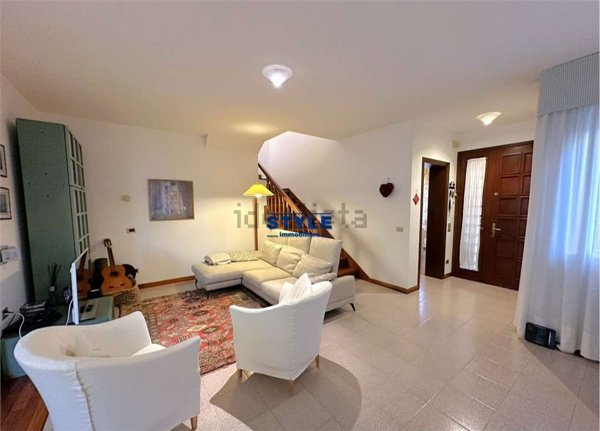 casa indipendente in vendita a Pianiga in zona Cazzago