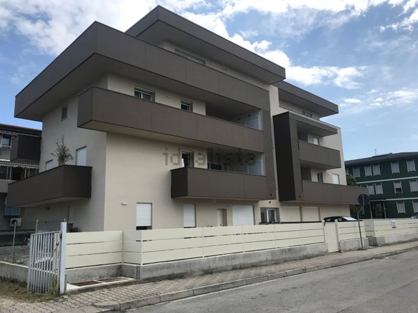 appartamento in vendita a Pianiga in zona Cazzago