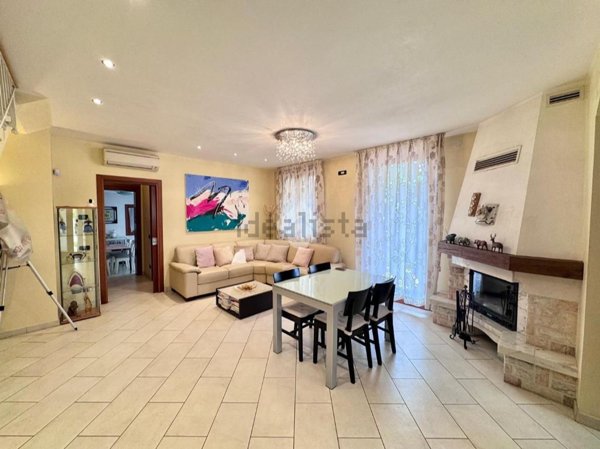 appartamento in vendita a Pianiga in zona Mellaredo