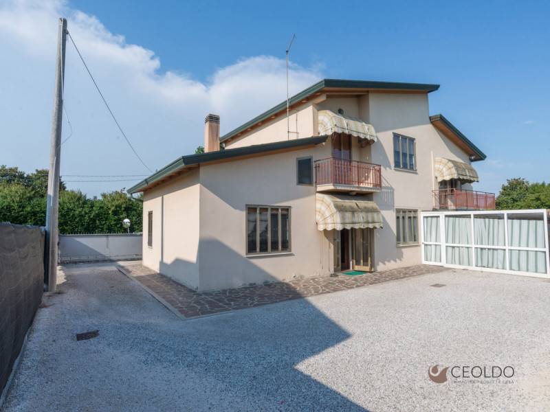 casa indipendente in vendita a Pianiga in zona Rivale