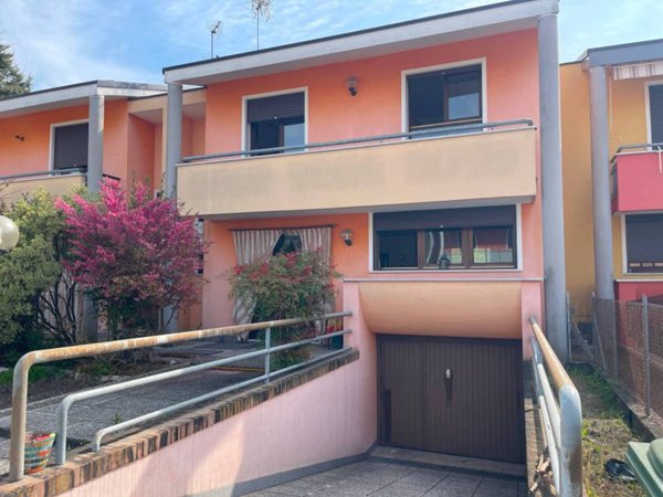 casa indipendente in vendita a Pianiga in zona Mellaredo