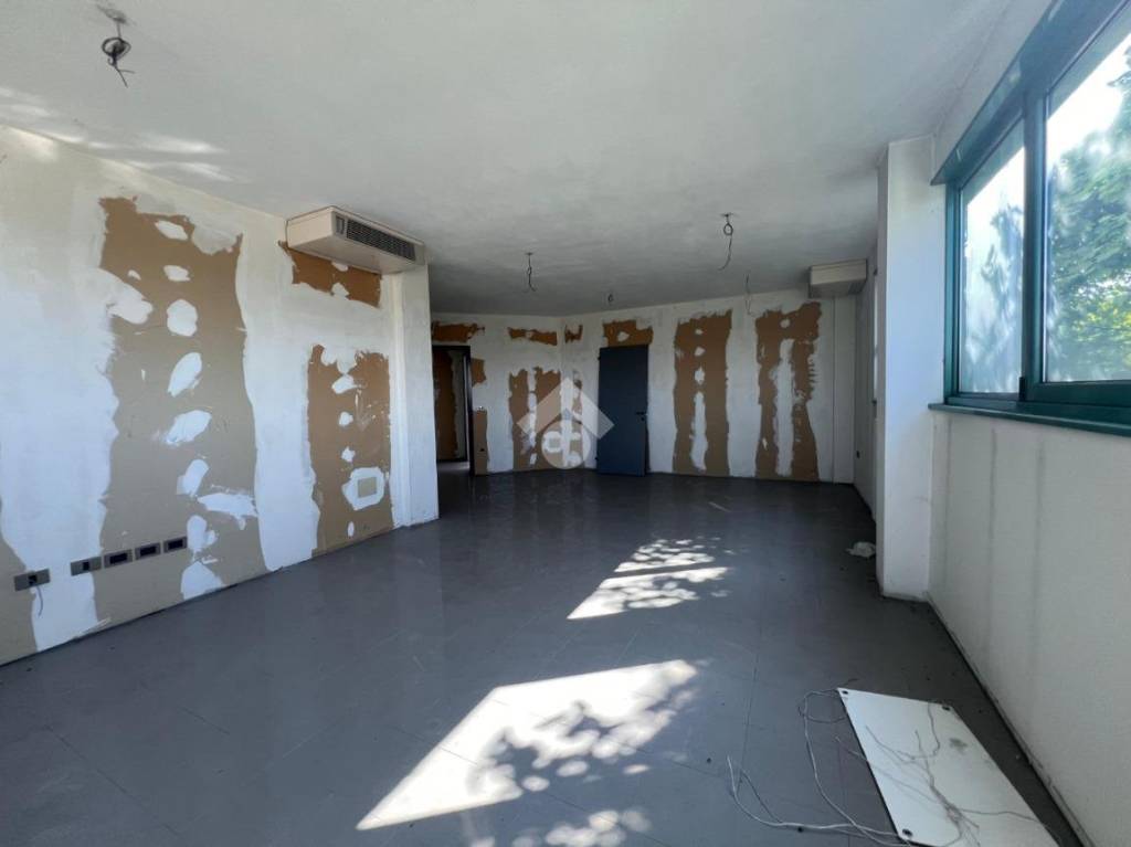 ufficio in vendita a Pianiga in zona Cazzago