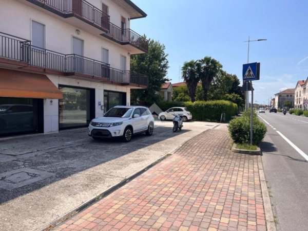 negozio in vendita a Pianiga