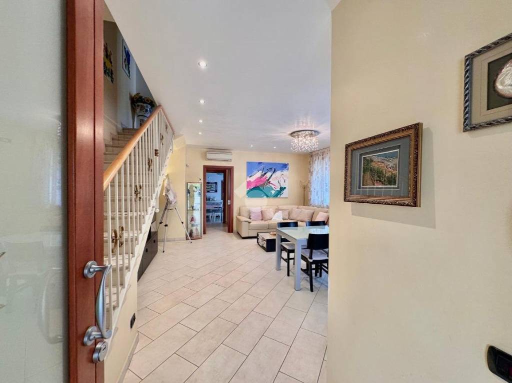 casa indipendente in vendita a Pianiga in zona Mellaredo