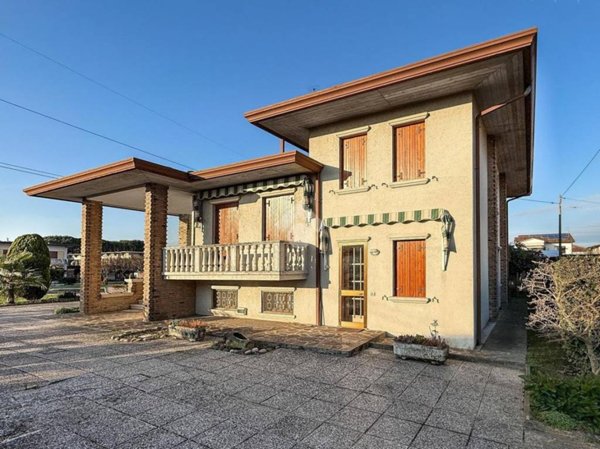 casa indipendente in vendita a Pianiga in zona Mellaredo