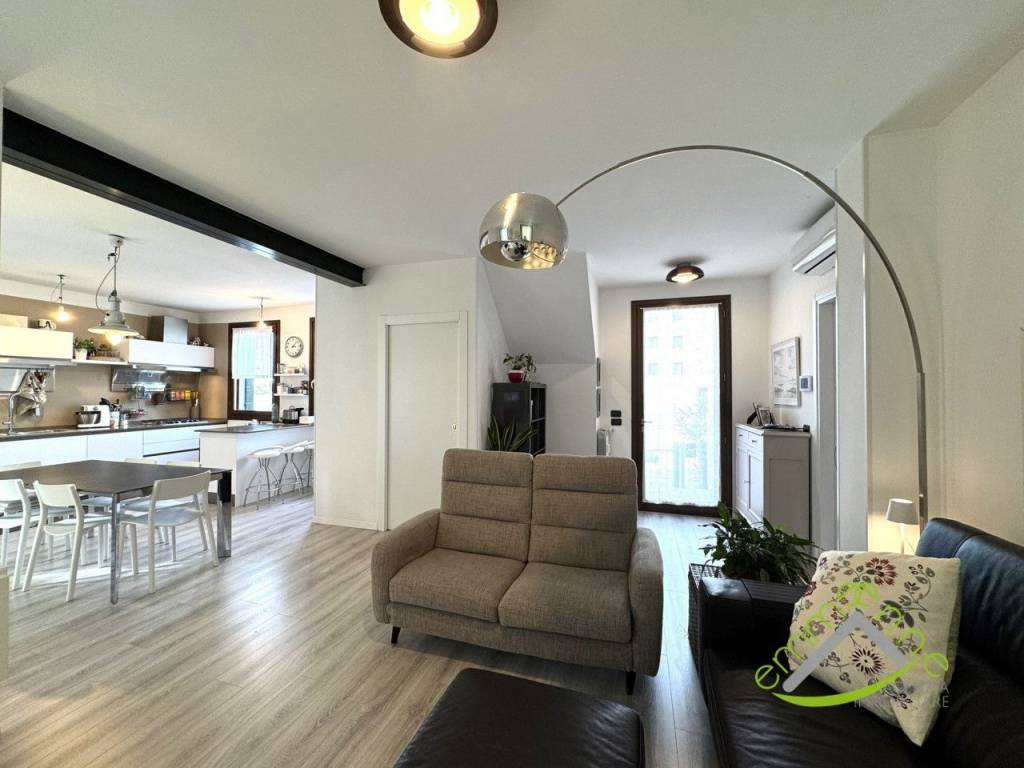 casa indipendente in vendita a Pianiga in zona Cazzago