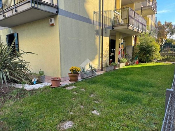 appartamento in vendita a Pianiga in zona Mellaredo