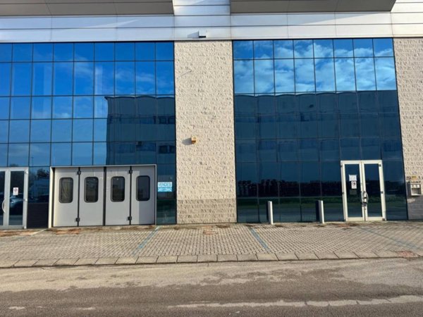 ufficio in vendita a Pianiga in zona Cazzago