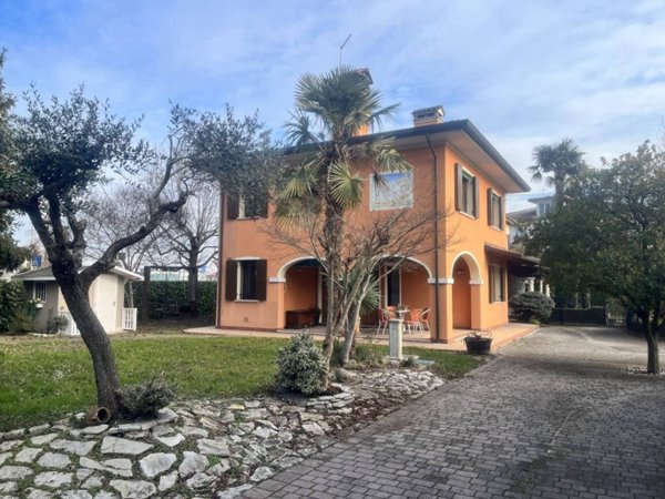 casa indipendente in vendita a Pianiga in zona Rivale