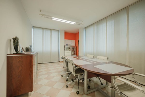 ufficio in vendita a Pianiga in zona Mellaredo