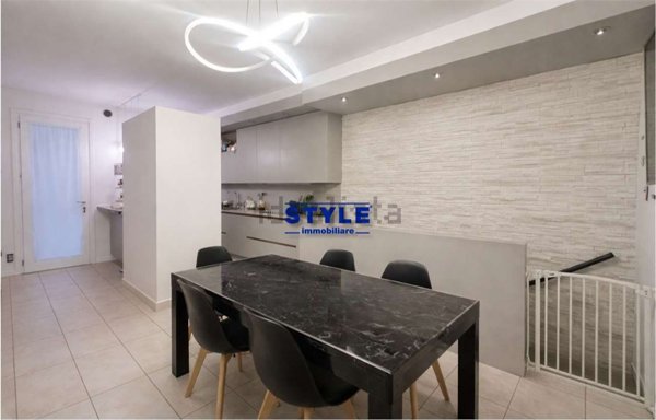 appartamento in vendita a Pianiga in zona Cazzago