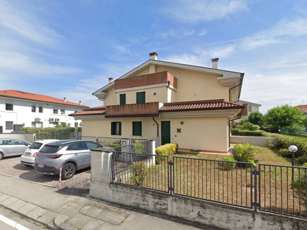 appartamento in vendita a Pianiga in zona Cazzago