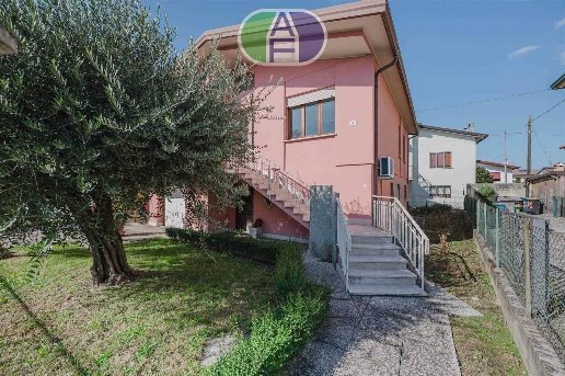 casa indipendente in vendita a Pianiga in zona Cazzago