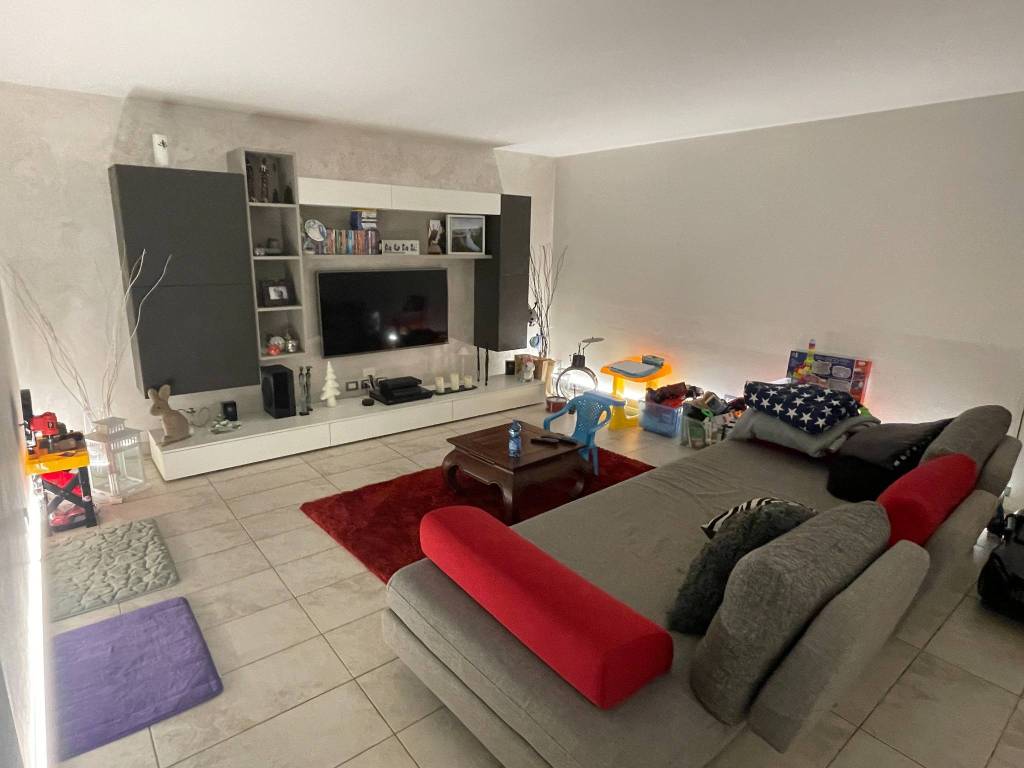 appartamento in vendita a Pianiga in zona Cazzago