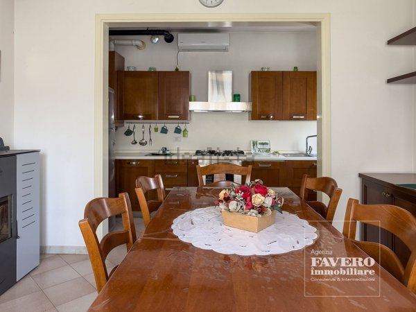 casa indipendente in vendita a Pianiga in zona Cazzago