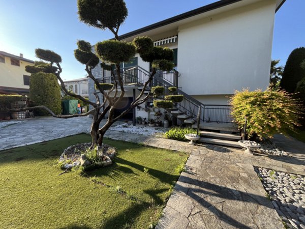 casa indipendente in vendita a Pianiga in zona Cazzago