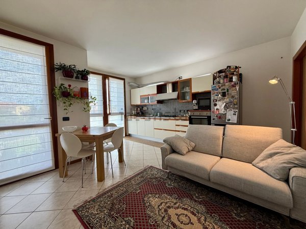 appartamento in vendita a Pianiga in zona Cazzago