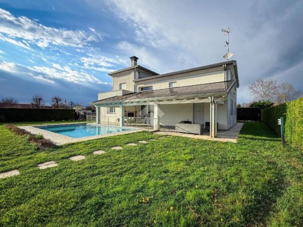 casa indipendente in vendita a Pianiga in zona Cazzago