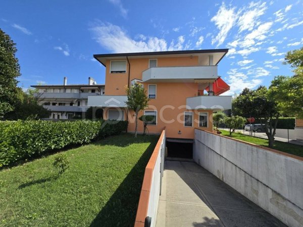 appartamento in vendita a Pianiga in zona Cazzago