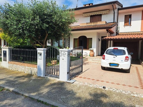 casa indipendente in vendita a Portogruaro
