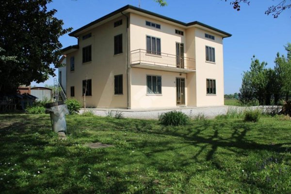 casa indipendente in vendita a Portogruaro