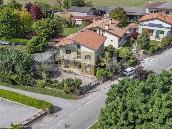 casa indipendente in vendita a Portogruaro in zona Portovecchio