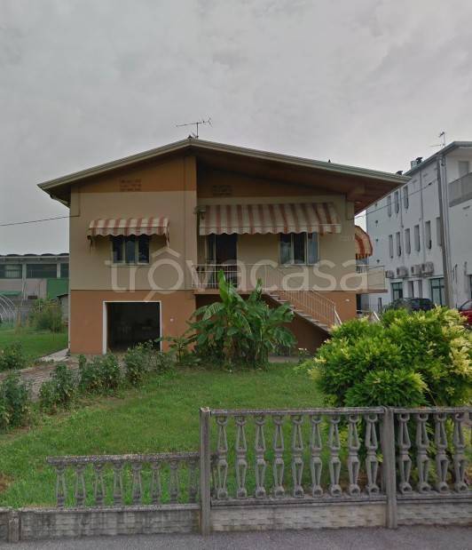 casa indipendente in vendita a Portogruaro