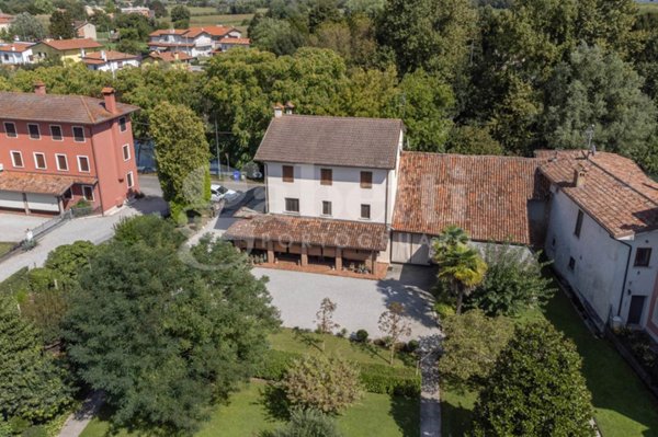 casa indipendente in vendita a Portogruaro in zona Portovecchio