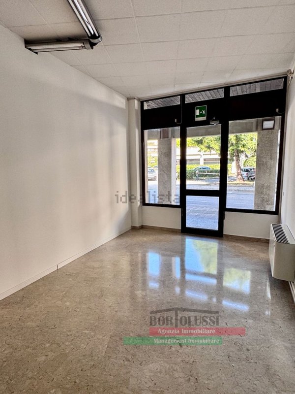 locale commerciale in vendita a Portogruaro