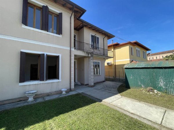 casa indipendente in vendita a Portogruaro