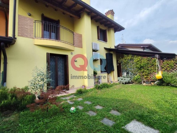 casa indipendente in vendita a Portogruaro in zona Lugugnana