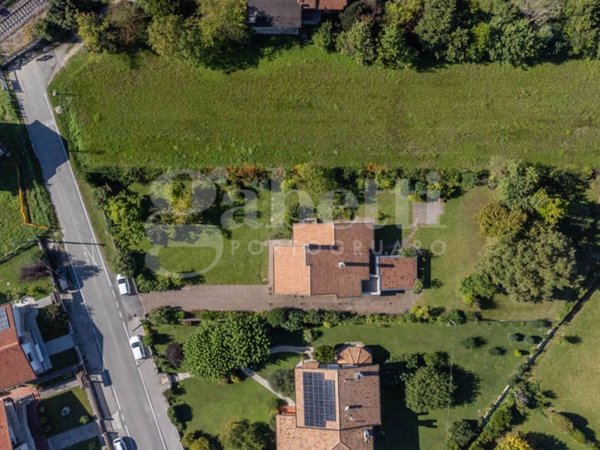 casa indipendente in vendita a Portogruaro in zona Ca' Longa