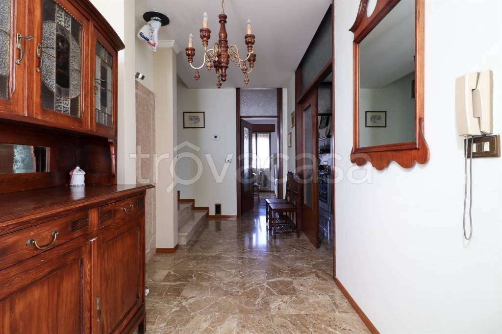 casa indipendente in vendita a Portogruaro in zona Portovecchio