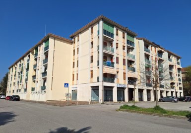 negozio in vendita a Portogruaro
