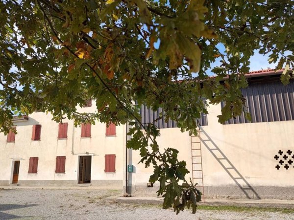 casa indipendente in vendita a Portogruaro