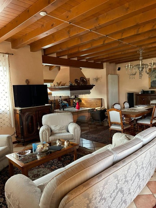 casa indipendente in vendita a Portogruaro in zona Pradipozzo