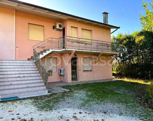 appartamento in vendita a Portogruaro in zona Lugugnana