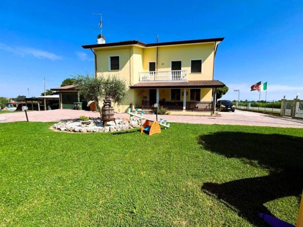 casa indipendente in vendita a Portogruaro