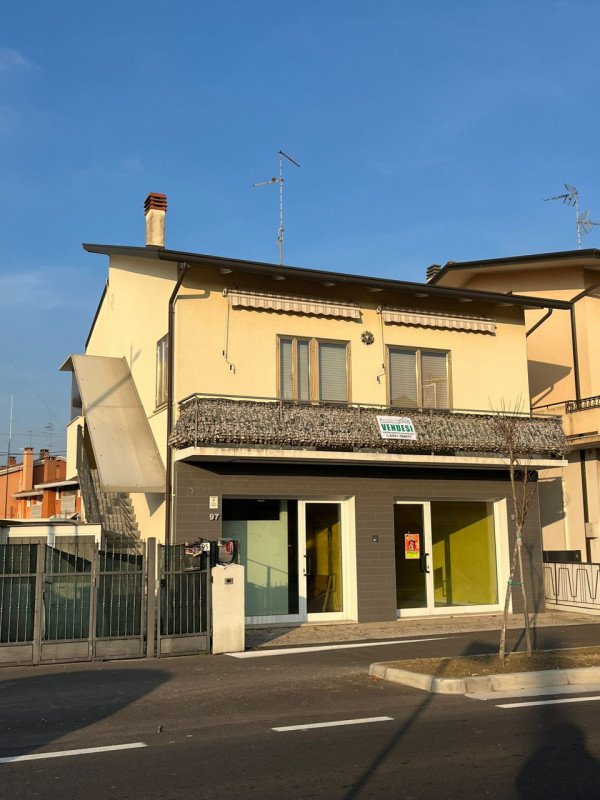 casa indipendente in vendita a Portogruaro