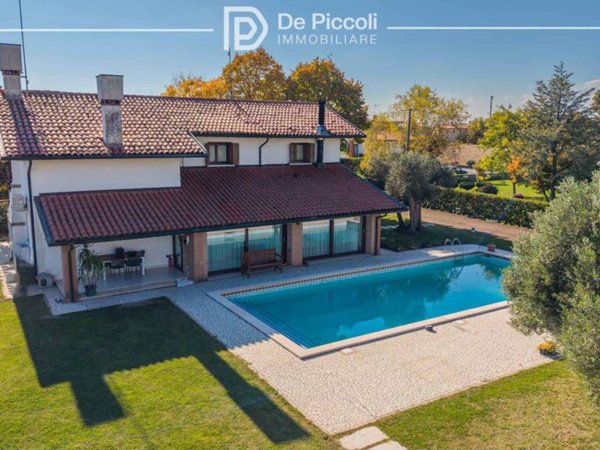 casa indipendente in vendita a Portogruaro in zona Summaga