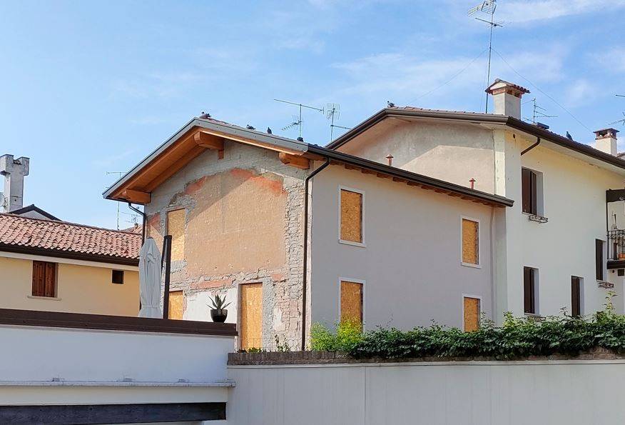 casa indipendente in vendita a Portogruaro