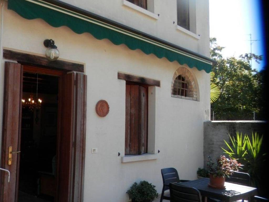 casa indipendente in vendita a Portogruaro